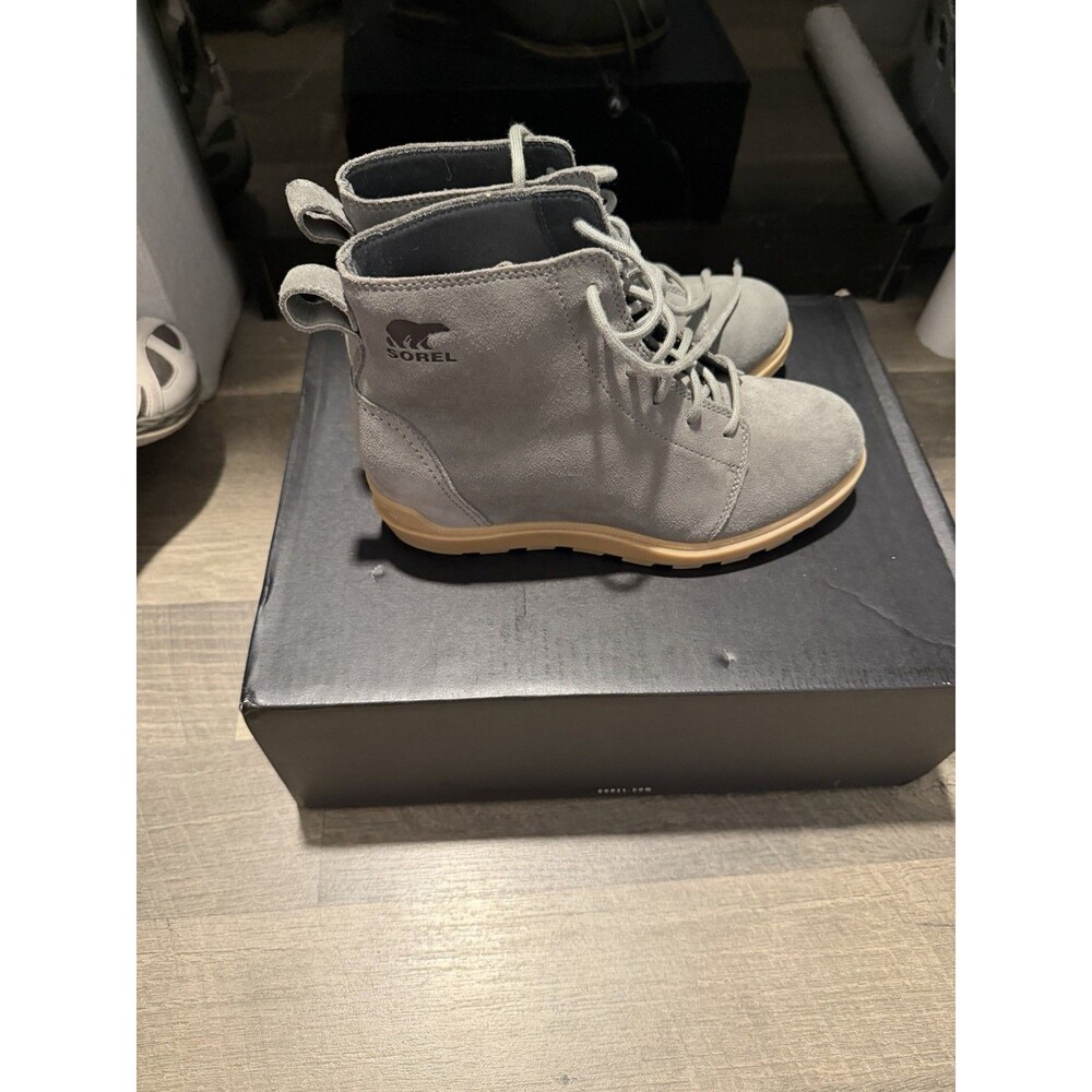 NIB Sorel Evie II Lace Wedge Bootie Quarry Grey Gum Suede Waterproof Women Sz 8 - Picture 2 of 4